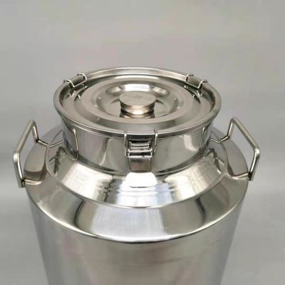 Dầu ô liu không gỉ 70L Sữa thép không gỉ có thể đóng thùng thùng kín có vòi
