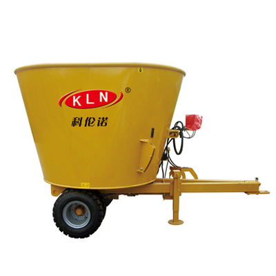 Máy trộn thức ăn cho dê Loại KÉO TMR Hiệu suất cao 4cbm