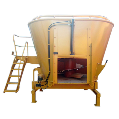 Máy trộn thức ăn gia súc 4cbm Máy trộn thức ăn gia súc Máy trộn thức ăn gia súc TMR