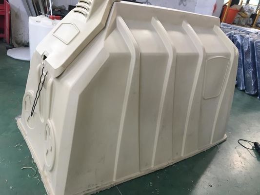 Độ dày chắc chắn Tủ đựng bê bằng nhựa 3mm được gia cố bằng polyester